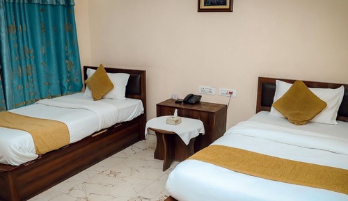 Habitación Deluxe con 1 cama doble o 2 individuales, 2 camas individuales, vistas al jardín