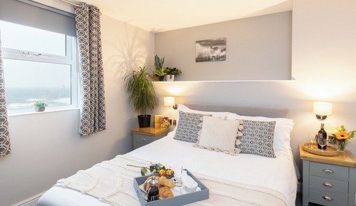 Habitación estándar, 1 cama doble, no fumadores, vistas al mar (Cozy Room;Walk-in Shower)