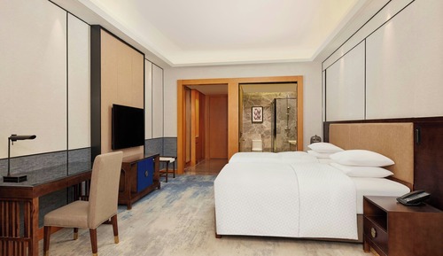 Habitación Confort, 2 camas dobles, fumadores, vistas al jardín