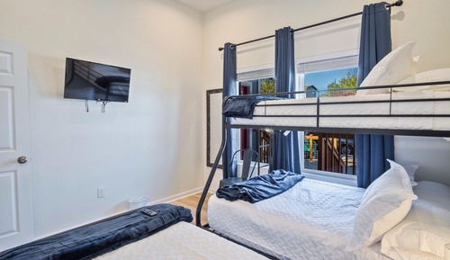 Casa (3 Bedrooms)