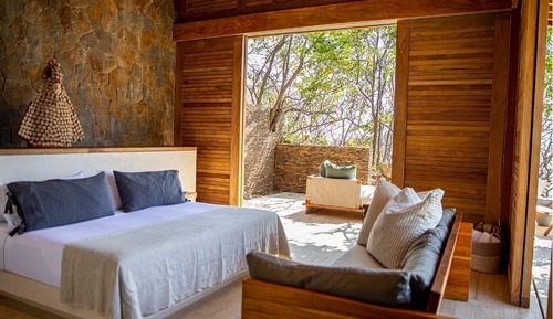 Suite estudio, 1 cama de matrimonio grande, terraza, vistas al jardín