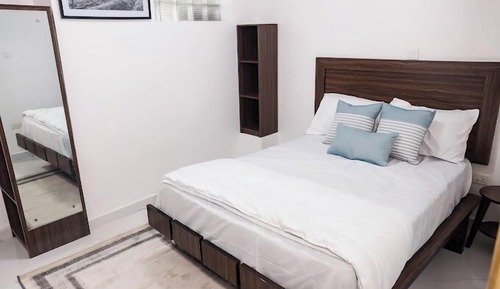 Apartamento junior, balcón, vistas a la ciudad