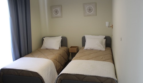 Habitación Confort con 2 camas individuales, vistas a la ciudad