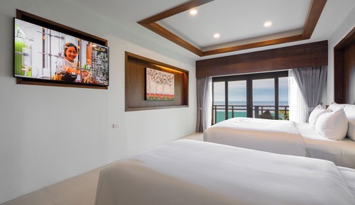 Habitación triple Deluxe, balcón, vistas al mar