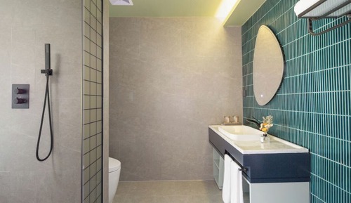 Habitación Confort con 1 cama doble o 2 individuales