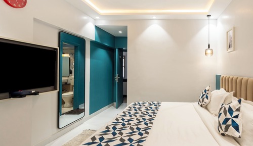 Habitación con 1 cama doble o 2 individuales, vistas a la ciudad