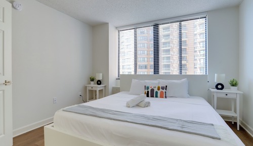 Apartamento Confort, 1 habitación, balcón, vistas al parque