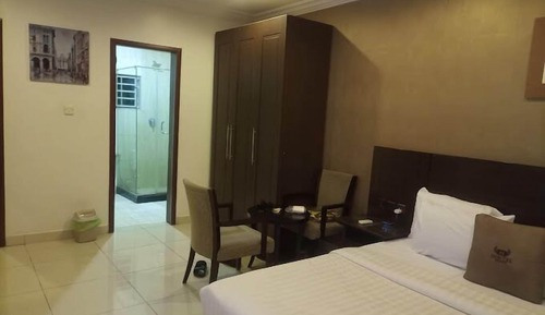 Apartamento económico, balcón, vistas a la ciudad