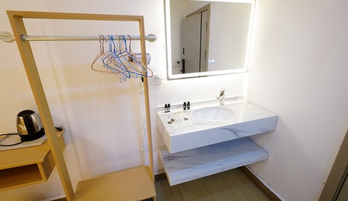 Habitación triple básica, varias camas