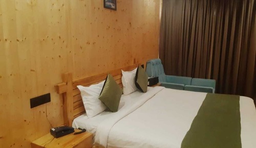 Habitación Premium con 1 cama doble o 2 individuales, vistas a la montaña