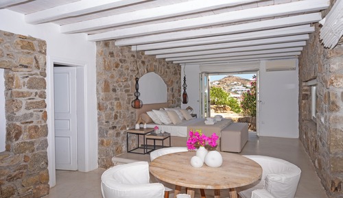 TOPOS MYKONOS KYMOTHOE VILLA