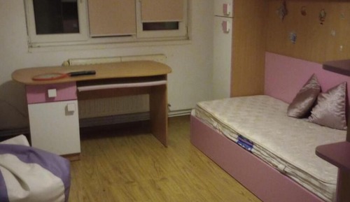 Apartamento, 4 habitaciones, fumadores, balcón
