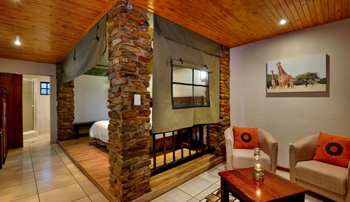 Habitación Deluxe con 1 cama doble o 2 individuales, vistas a la piscina