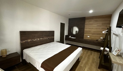 Habitación clásica con 1 cama doble o 2 individuales