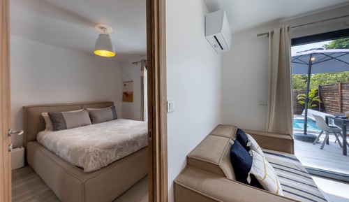 Apartamento Deluxe, vistas a la piscina (T2)