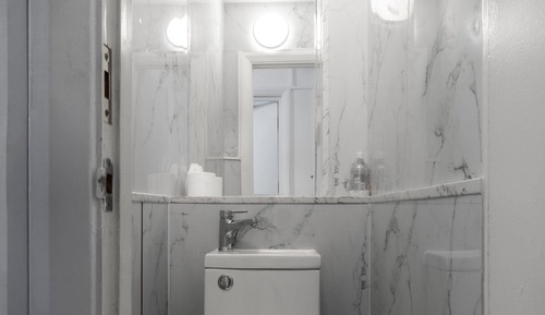Habitación individual, baño compartido
