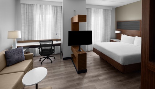 Estudio, 1 cama de matrimonio grande con sofá cama (Mobility/Hearing Accessible, Tub)