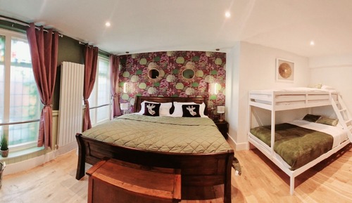 Suite superior, baño privado (Room 10)