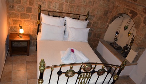 Suite superior, balcón, vistas a la ciudad