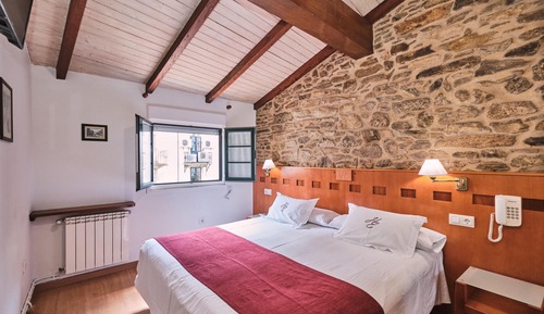 Habitación con 2 camas individuales