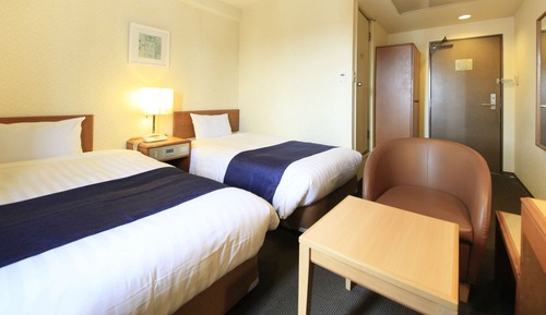 Habitación con 2 camas individuales, no fumadores (Late Check-Out Until 12 PM)