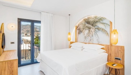 Junior Suite With Hot Tub