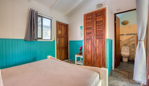 Sloth Caribbean Cabina