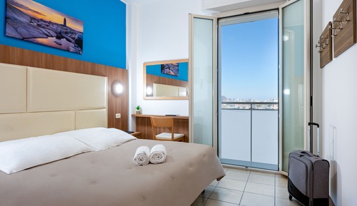 Habitación económica con 1 cama doble o 2 individuales