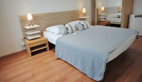 Standard Apartment, 1 living-room, 2 bedrooms, kitchen US06088005181KP