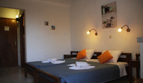 Habitación triple (2 adults +1 child)