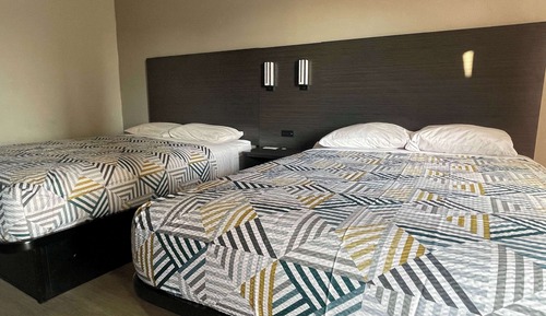 Habitación Deluxe, 2 camas de matrimonio, fumadores, cocina básica