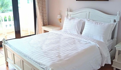 Habitación Deluxe, 1 cama de matrimonio grande, vistas parciales al mar (Sea View Premium)