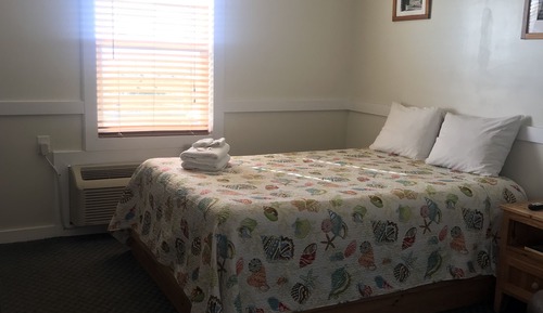 Habitación básica, 1 cama de matrimonio