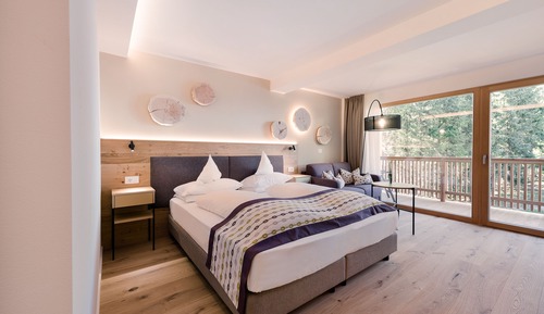 Habitación superior con 1 cama doble o 2 individuales, no fumadores