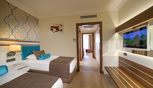 Habitación familiar (Land View)