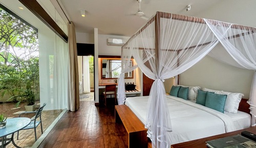 Cove Villa