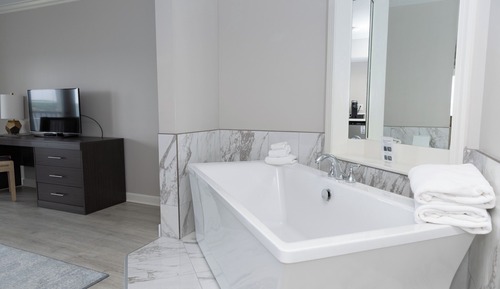 Habitación de lujo, 1 cama de matrimonio grande, vistas al lago