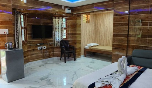 Suite estudio clásica, vistas al jardín