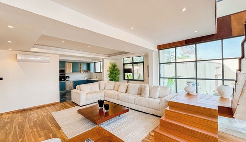 Dúplex de lujo, balcón, vistas al jardín