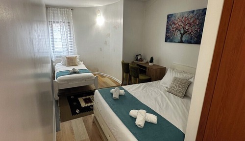 Habitación triple económica