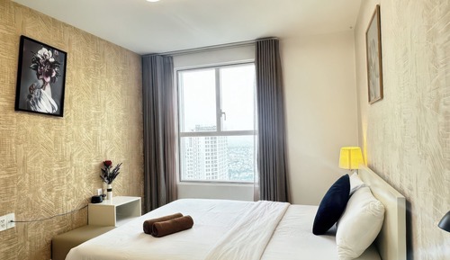 Apartamento superior, 2 habitaciones, cocina, vistas a la ciudad