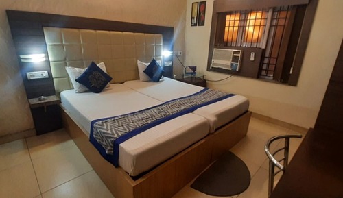Deluxe Double Room, City View