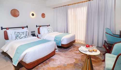 Habitación superior con 2 camas individuales, 2 camas individuales, vistas a la ciudad