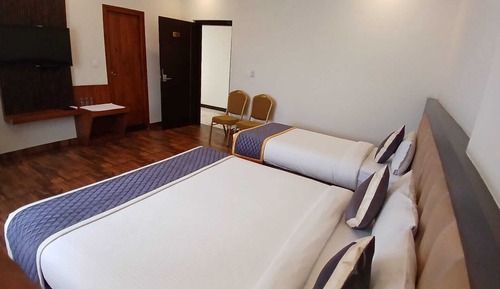 Habitación triple familiar, vistas a la ciudad