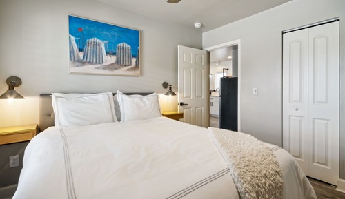 Apartamento de lujo, 1 cama de matrimonio con sofá cama, cocina, junto a la playa