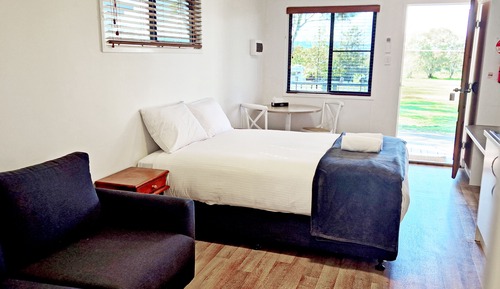 Standard Studio - Not Pet Friendly