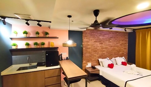 Estudio, 1 cama de matrimonio grande