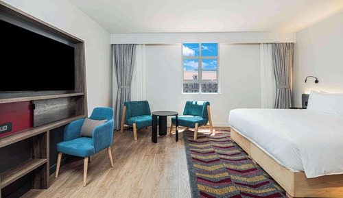 Habitación superior, 1 cama de matrimonio grande con sofá cama