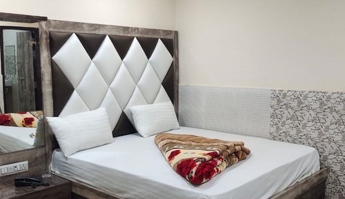 Deluxe Triple Room, City View