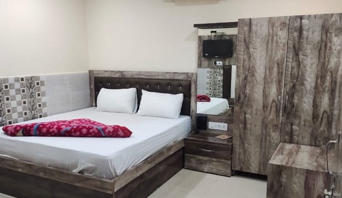 Deluxe Double Room, City View
